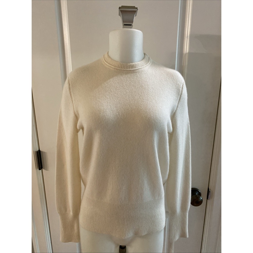 Equipment Femme 100% Cashmere Ivory Crew Neck Sweater Small XS Minimalist Luxury